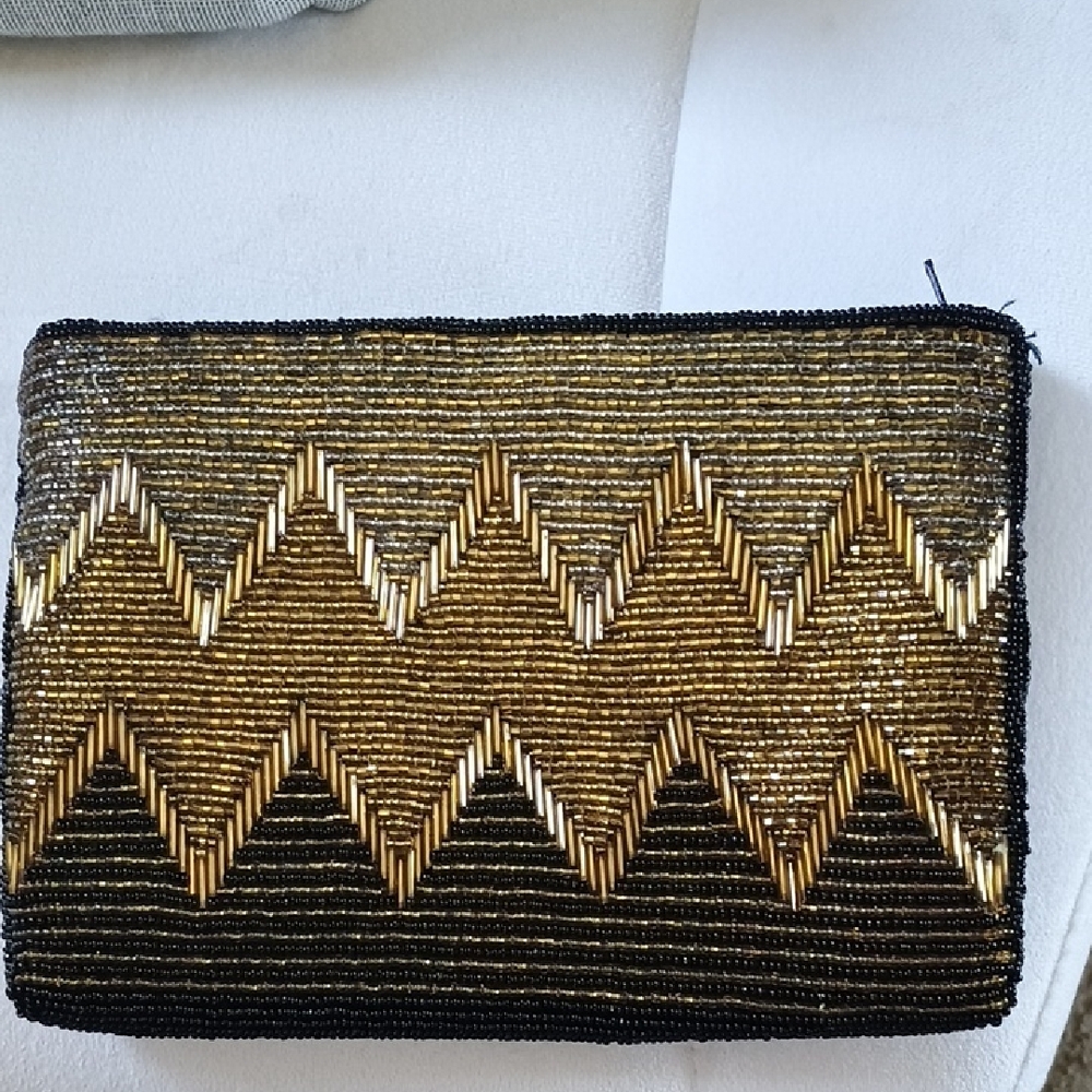 Beaded Zigzag Clutch in Gold & Black